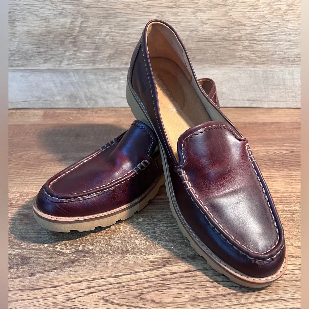 Sperry Women’s Burgundy Leather Loafers — Size 9.5 — Classic &‎ Comfortable
